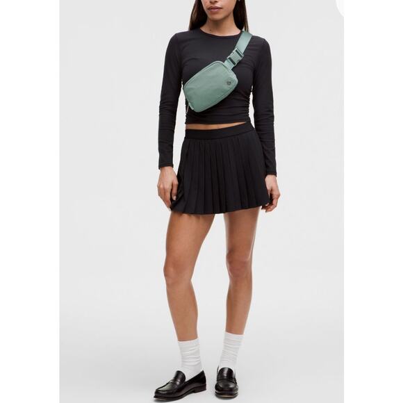 Lululemon Everywhere Belt Bag Fanny Pack 1L Color Crater Blue sold Out In Stores - Picture 1 of 10